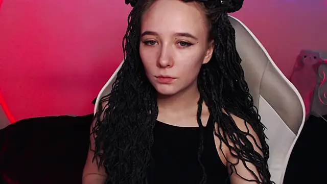 Snapshot of Robin_yourss chatting on 02/01/25, 04:35 Robin yourss online show from 02/01/25, 04:35