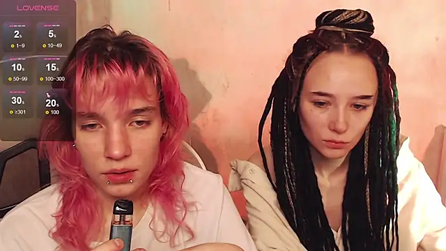 Snapshot of Robin_yourss chatting on 11/25/25, 07:08 Robin yourss online show from 11/25/25, 07:08