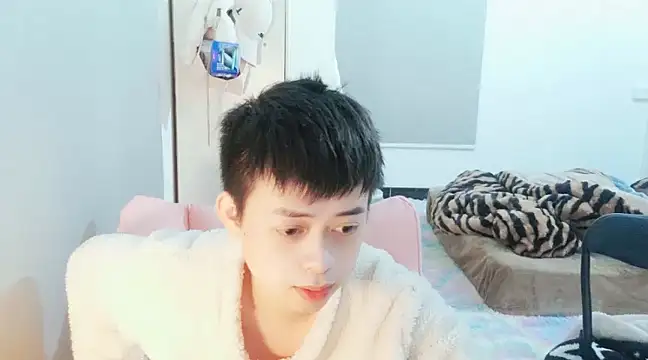 FFFFZ189 online show from 01/06/25, 04:02