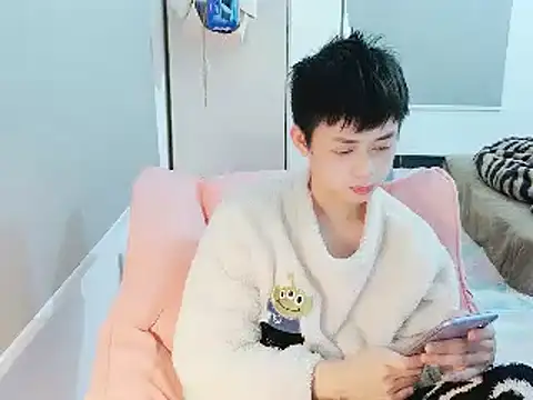 FFFFZ189 online show from 01/15/25, 02:46