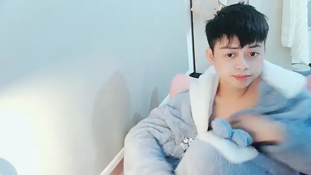 FFFFZ189 online show from 03/07/25, 01:40