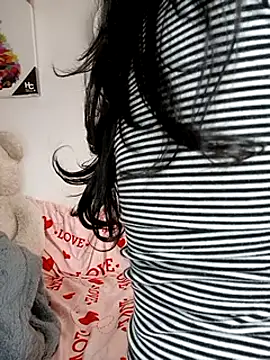 KimPielCanela online show from 02/18/25, 06:15