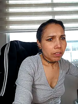 KimPielCanela online show from 01/06/26, 08:34