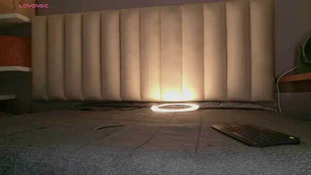 Snapshot of Megan_mooree_ chatting on 04/27/26, 12:36 Megan mooree online show from 04/27/26, 12:36