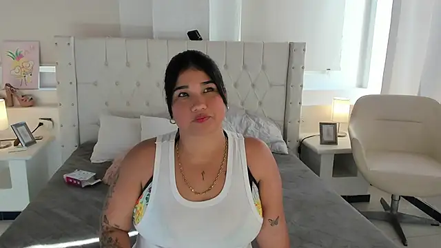 Snapshot of Gabycutee chatting on 01/10/25, 08:15 Gabycutee online show from 01/10/25, 08:15