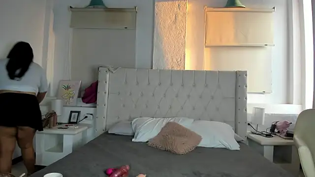 Snapshot of Gabycutee chatting on 02/14/25, 10:47 Gabycutee online show from 02/14/25, 10:47