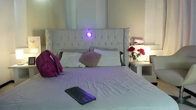 Snapshot of Gabycutee chatting on 03/22/25, 05:28 Gabycutee online show from 03/22/25, 05:28