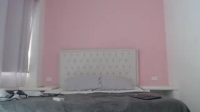 Snapshot of Gabycutee chatting on 12/18/25, 07:09 Gabycutee online show from 12/18/25, 07:09