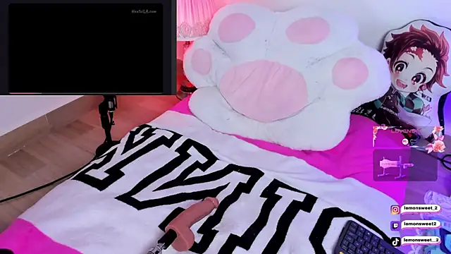 LemonSweet2 online show from 11/26/25, 01:39