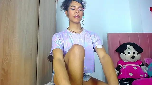 bloom444 online show from 01/25/25, 12:47