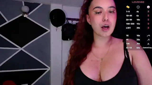 liannalee  online show from 04/06/26, 10:22