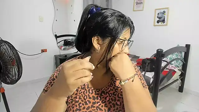 nikol sexy39 online show from 11/05/25, 11:05