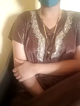 Snapshot of yourtamilcouple chatting on 12/24/24, 06:44 yourtamilcouple online show from 12/24/24, 06:44