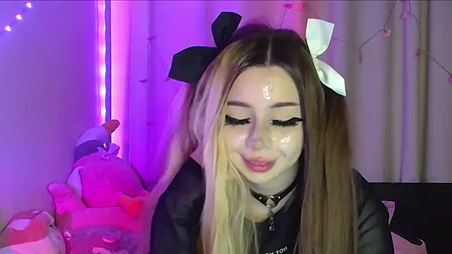 suemeow online show from 03/02/25, 11:42