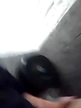 1Amarguetix online show from 02/23/25, 08:17