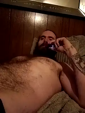 Snapshot of RobStrokes215 chatting on 02/16/25, 11:26 RobStrokes215 online show from 02/16/25, 11:26