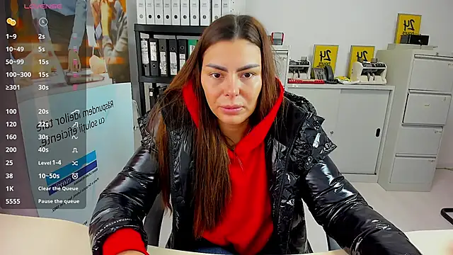 Snapshot of kilenyapatrice chatting on 02/13/25, 12:11 kilenyapatrice online show from 02/13/25, 12:11