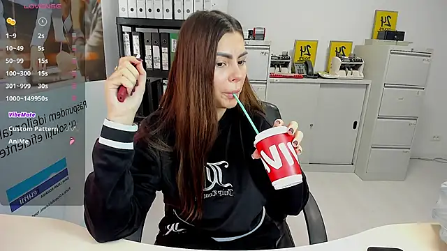 Snapshot of kilenyapatrice chatting on 03/05/25, 11:49 kilenyapatrice online show from 03/05/25, 11:49