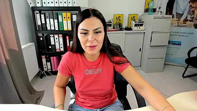 Snapshot of kilenyapatrice chatting on 09/15/25, 10:48 kilenyapatrice online show from 09/15/25, 10:48