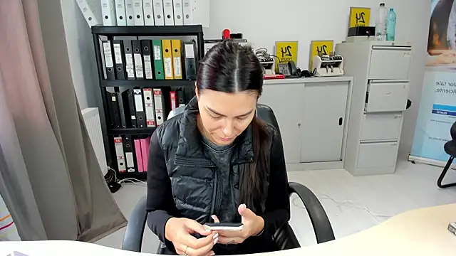 Snapshot of kilenyapatrice chatting on 10/13/25, 10:59 kilenyapatrice online show from 10/13/25, 10:59