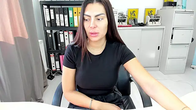 Snapshot of kilenyapatrice chatting on 10/23/25, 11:20 kilenyapatrice online show from 10/23/25, 11:20