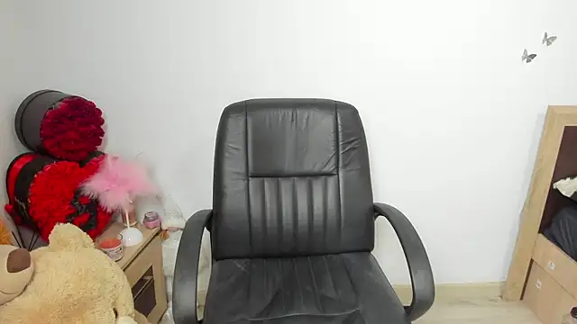 kilenyapatrice online show from 04/18/26, 01:15