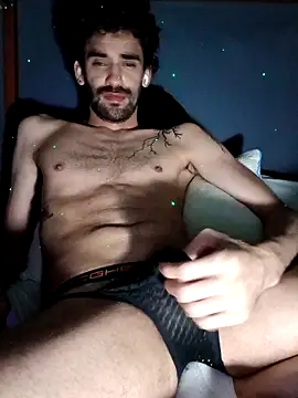 Snapshot of johngil0995 chatting on 10/01/25, 09:04 johngil0995 online show from 10/01/25, 09:04