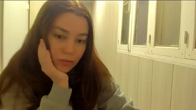 LunaXmii online show from 11/15/25, 01:36