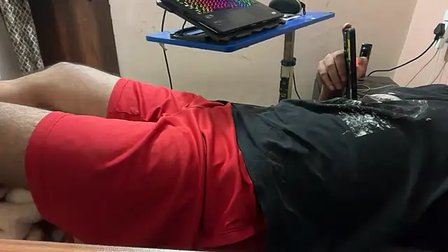 Snapshot of sexyboy09 chatting on 10/11/25, 09:41 sexyboy09 online show from 10/11/25, 09:41