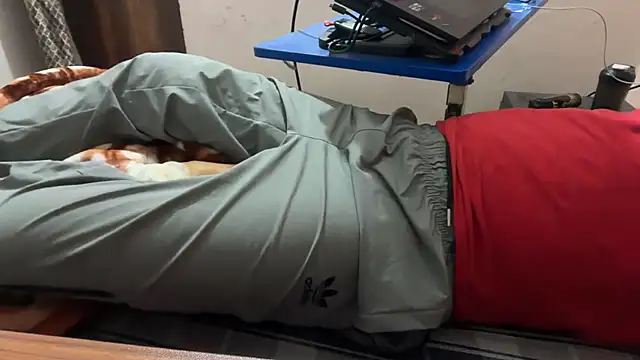 Snapshot of sexyboy09 chatting on 10/24/25, 06:37 sexyboy09 online show from 10/24/25, 06:37