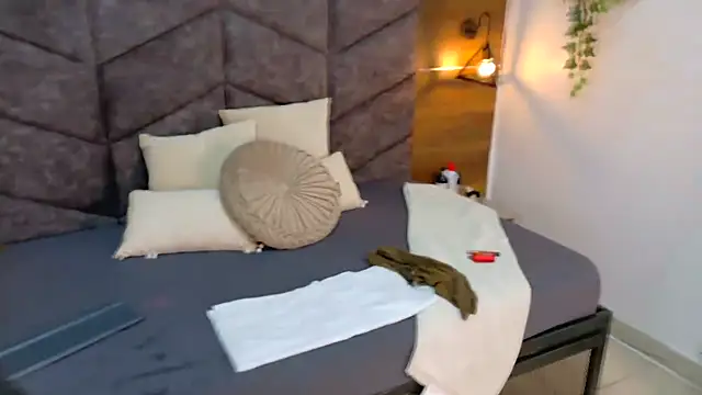 JaylaScott   online show from 11/03/25, 11:55