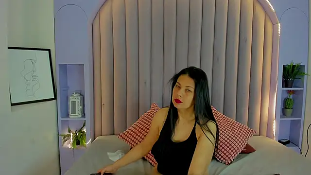 JaylaScott   online show from 12/01/25, 11:48