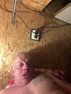 JakubW79 online show from 03/12/25, 12:42