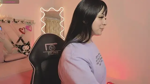 hina tay online show from 12/03/25, 03:03