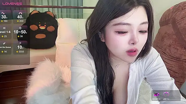 Bunny Tutu online show from 12/05/24, 07:17