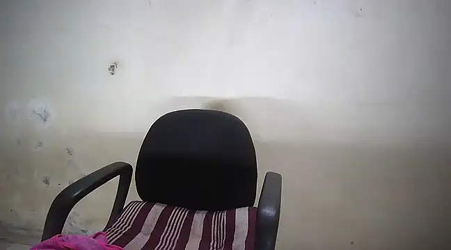 Snapshot of Kinjal_patel01 chatting on 01/19/25, 08:39 Kinjal patel01 online show from 01/19/25, 08:39