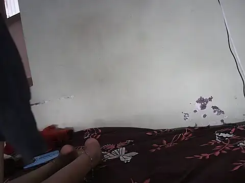 Snapshot of Kinjal_patel01 chatting on 11/08/25, 08:03 Kinjal patel01 online show from 11/08/25, 08:03