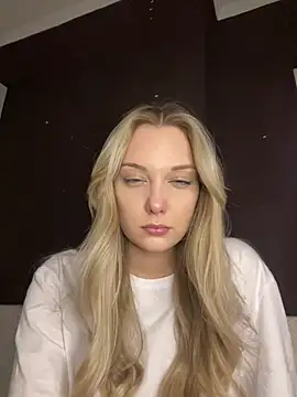 Alisa Rise online show from 02/09/25, 06:47