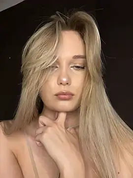 Alisa Rise online show from 02/13/25, 07:52