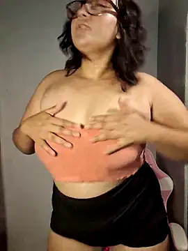 alexxaa96 online show from 02/20/25, 02:29