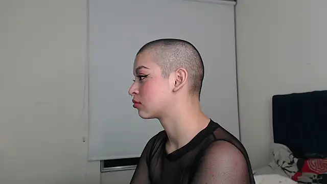 Bitsy Messy online show from 02/15/25, 10:33