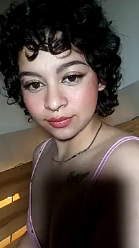 Bitsy Messy online show from 12/15/25, 05:23