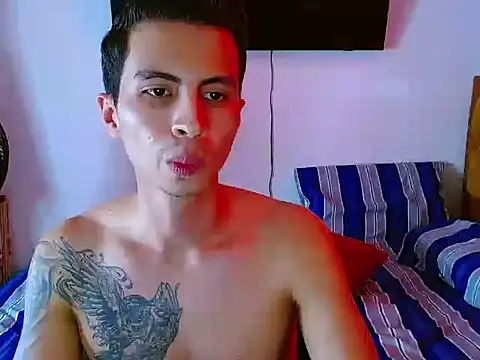 Velk hot online show from 05/25/26, 07:42