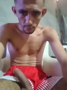 Snapshot of Treloso21 chatting on 02/26/26, 12:15 Treloso21 online show from 02/26/26, 12:15