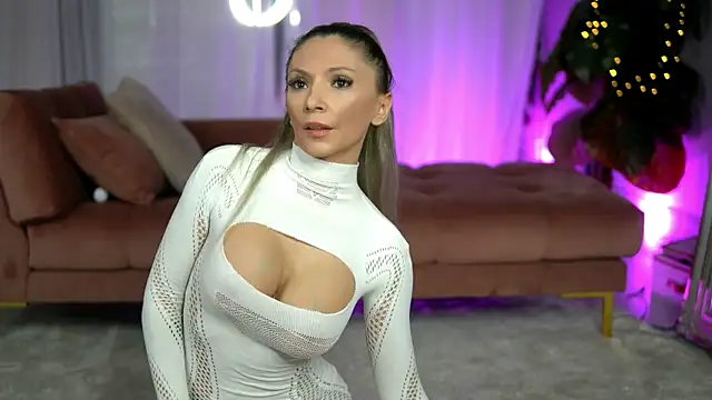 VivianneSteinX online show from 04/01/26, 08:17