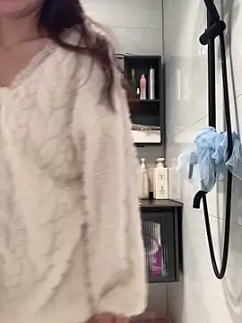 Aimeil online show from 01/08/25, 02:03