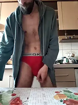 Snapshot of vulpe8400 chatting on 01/20/25, 02:14 vulpe8400 online show from 01/20/25, 02:14