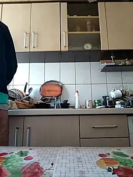 Snapshot of vulpe8400 chatting on 02/20/25, 07:55 vulpe8400 online show from 02/20/25, 07:55