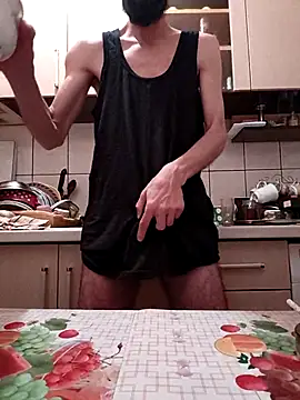 Snapshot of vulpe8400 chatting on 02/21/25, 05:20 vulpe8400 online show from 02/21/25, 05:20