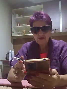 Ely Elenita online show from 09/22/25, 12:23